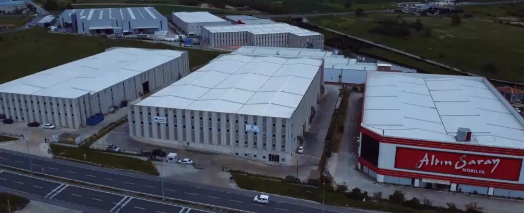 Смотрите наш рекламный фильм сейчас